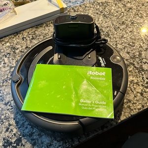 IRobot Roomba 600 series - used ONCE!